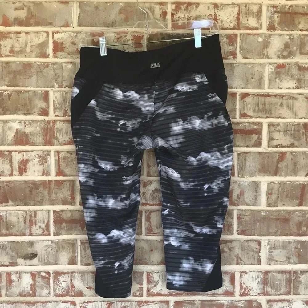 Fila‎ Black Gray Cloud Crop Yoga Athletic Leggings